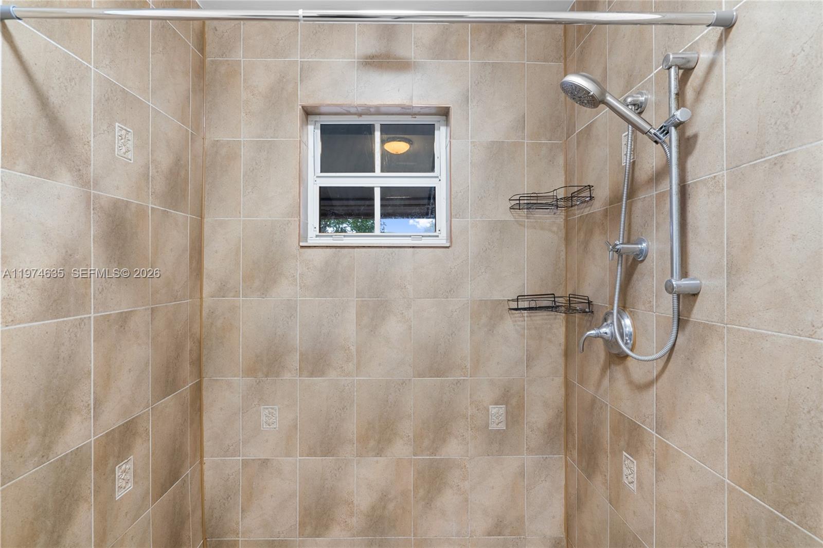 1381 W 63rd St Hialeah, FL 33012