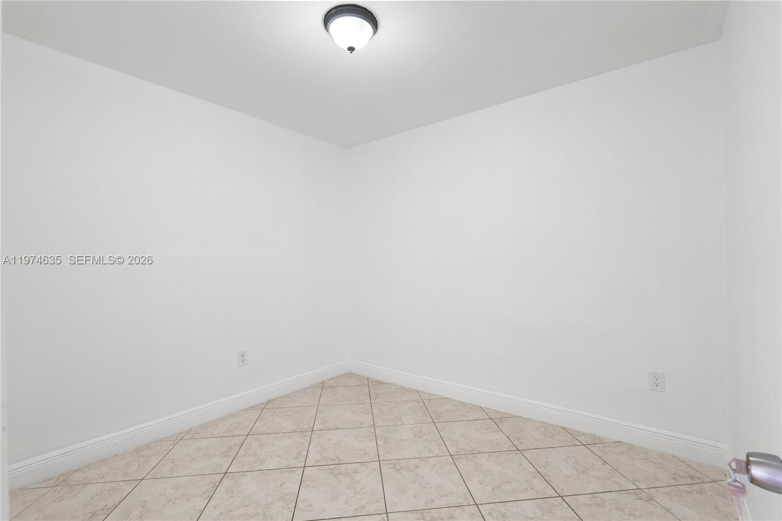 1381 W 63rd St Hialeah, FL 33012