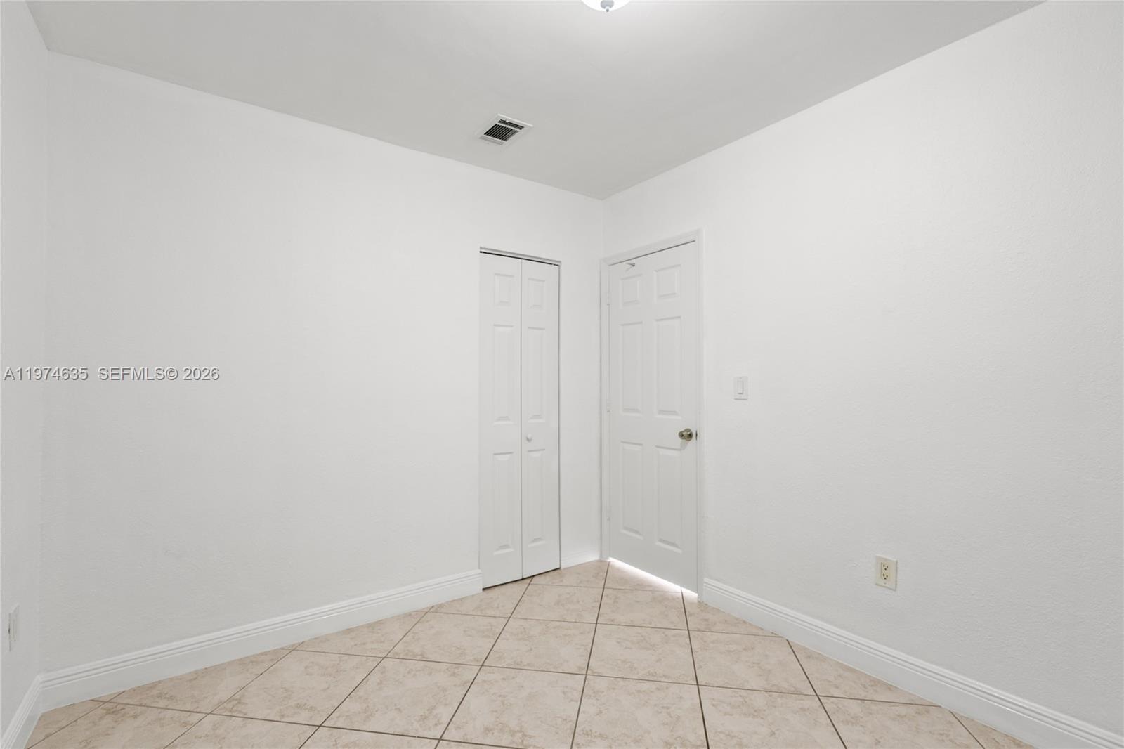 1381 W 63rd St Hialeah, FL 33012