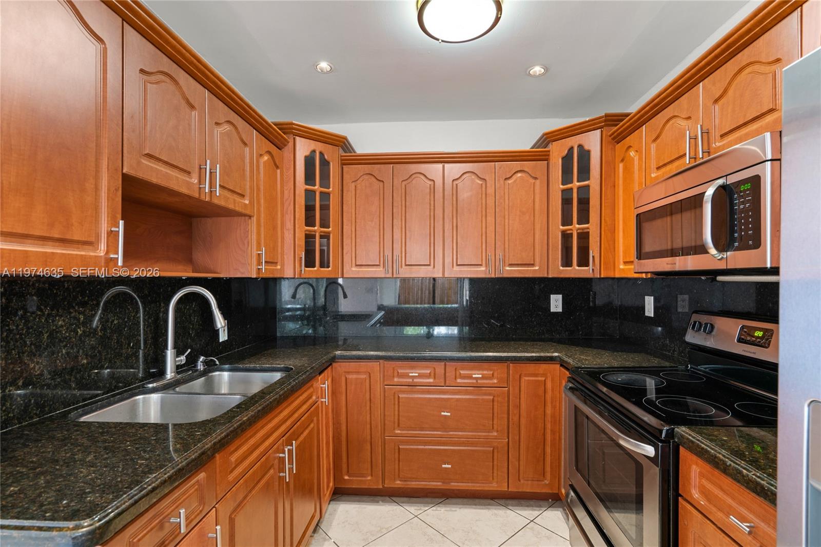 1381 W 63rd St Hialeah, FL 33012