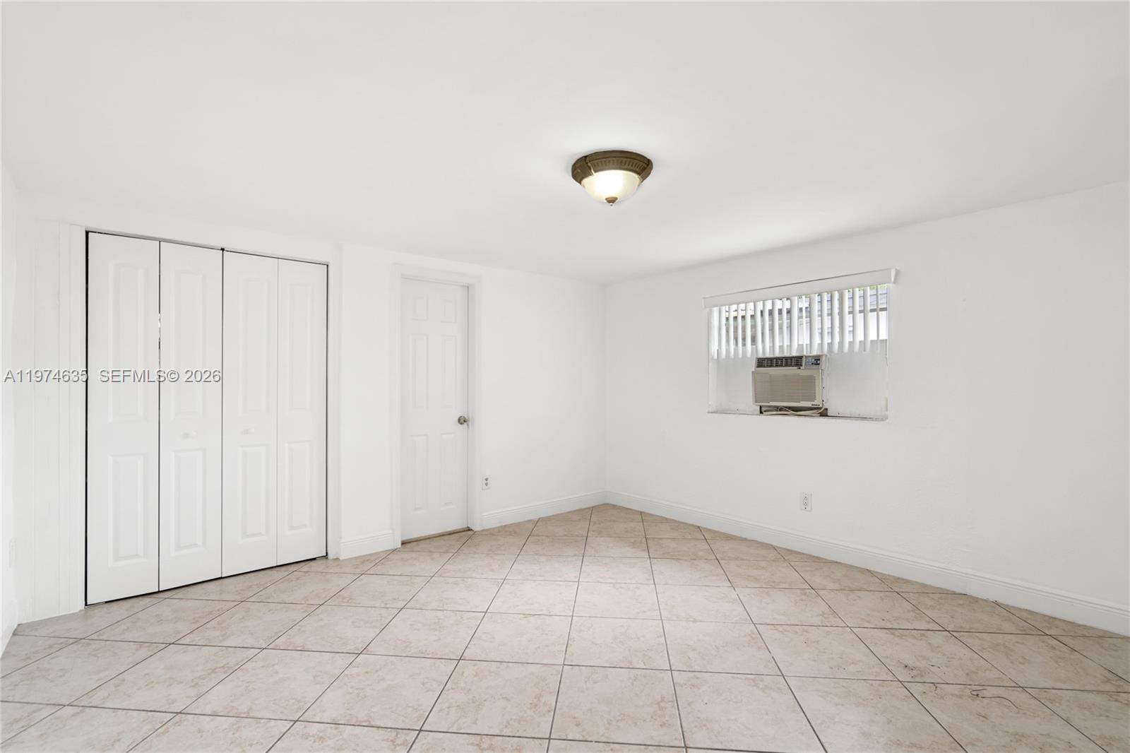 1381 W 63rd St Hialeah, FL 33012