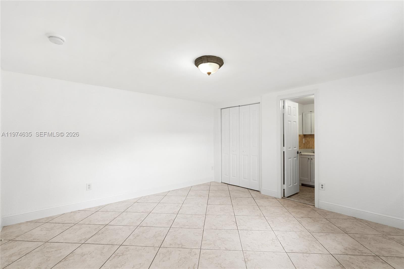 1381 W 63rd St Hialeah, FL 33012