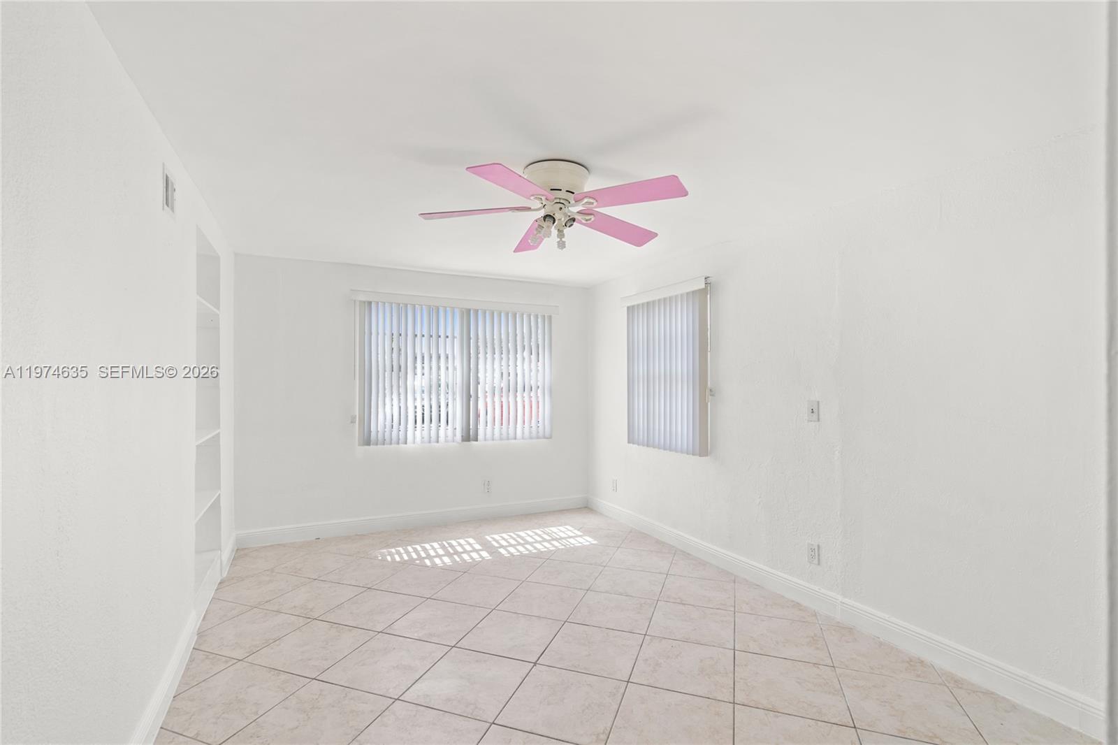 1381 W 63rd St Hialeah, FL 33012