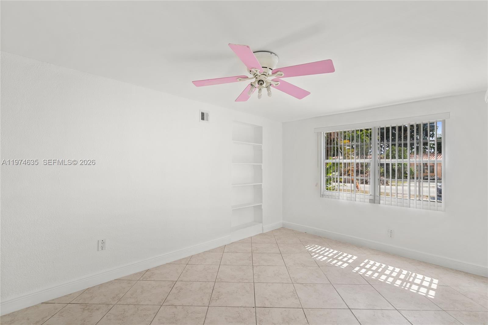 1381 W 63rd St Hialeah, FL 33012