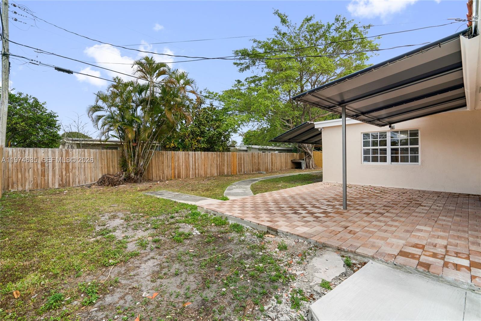 1381 W 63rd St Hialeah, FL 33012