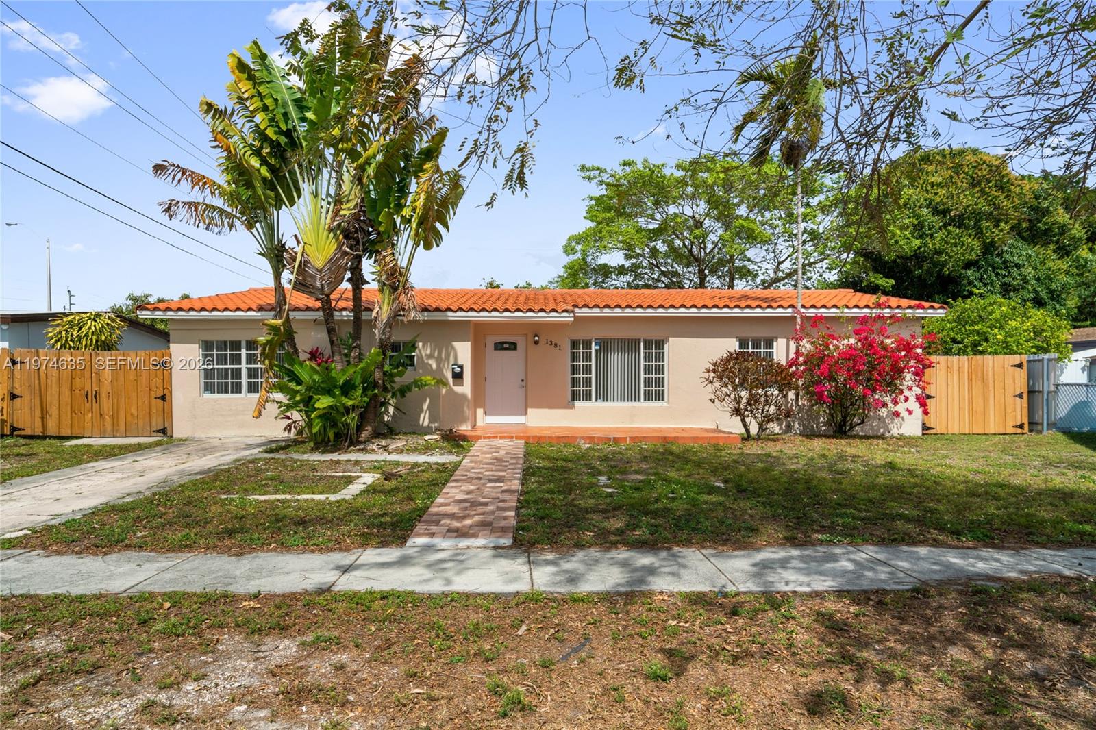 1381 W 63rd St Hialeah, FL 33012