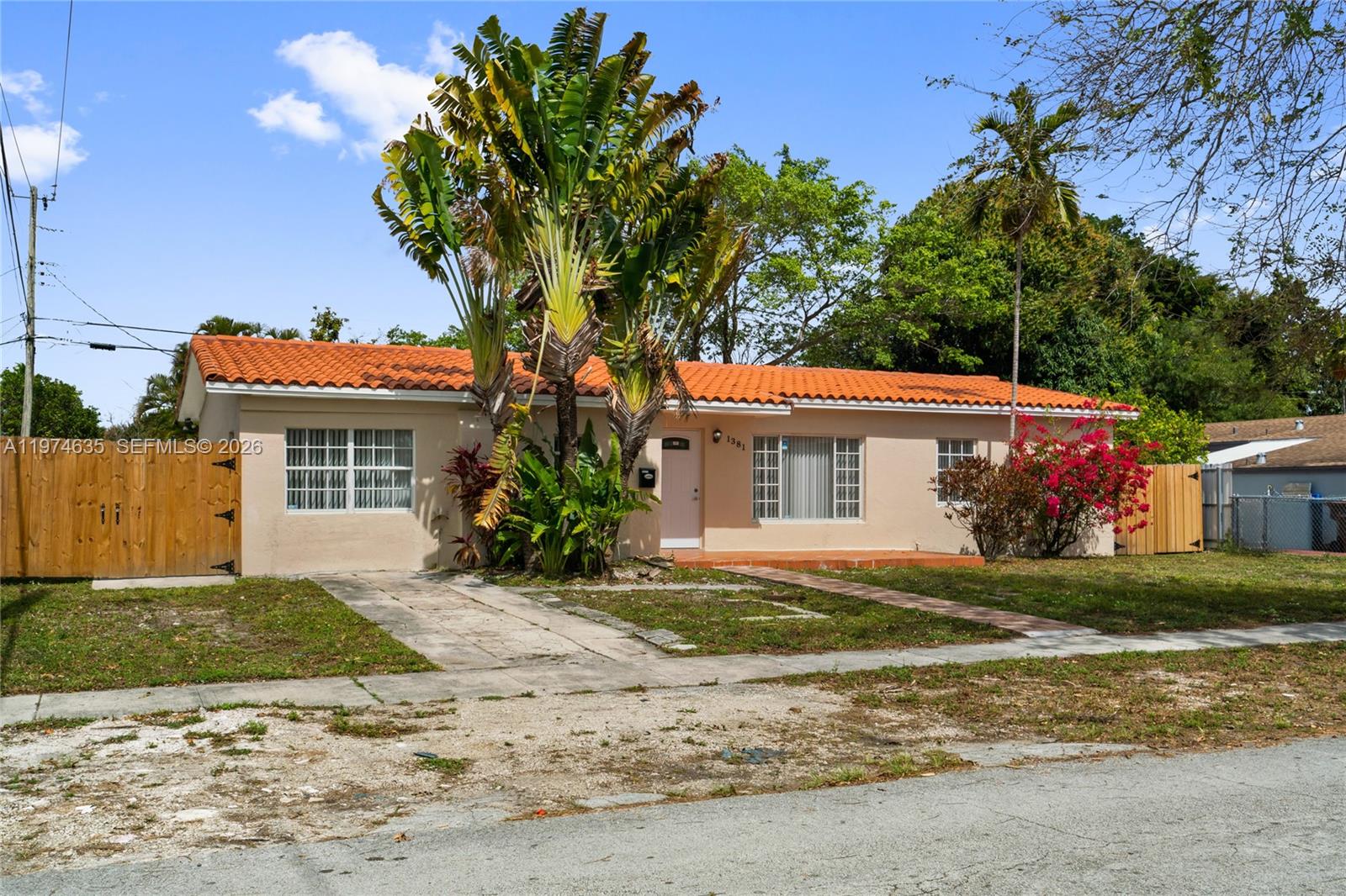 1381 W 63rd St Hialeah, FL 33012