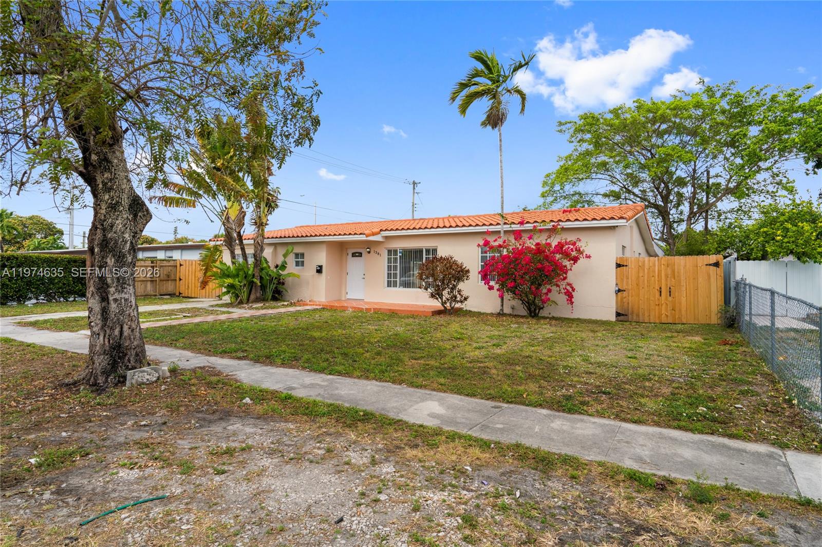 1381 W 63rd St Hialeah, FL 33012