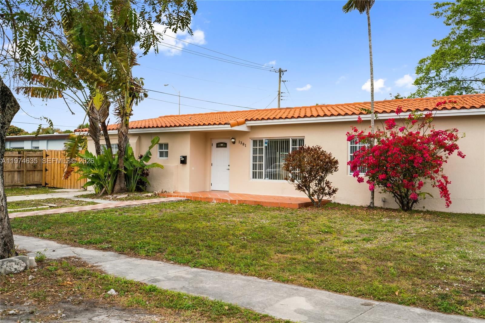 1381 W 63rd St Hialeah, FL 33012