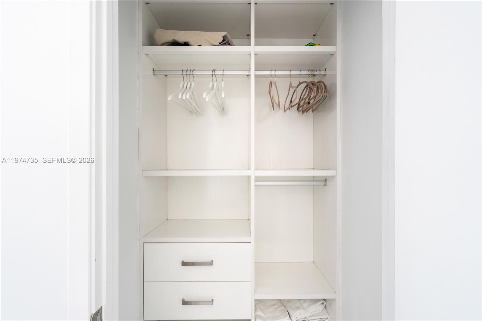 image Trump Royale35