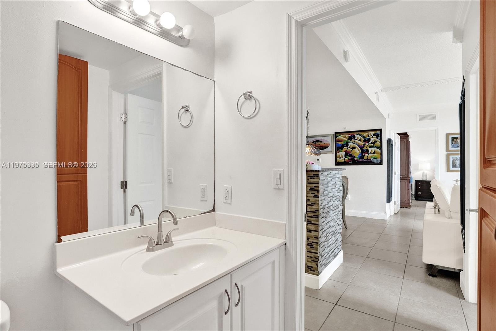 215 SW 42nd Ave #704 Miami, FL 33134