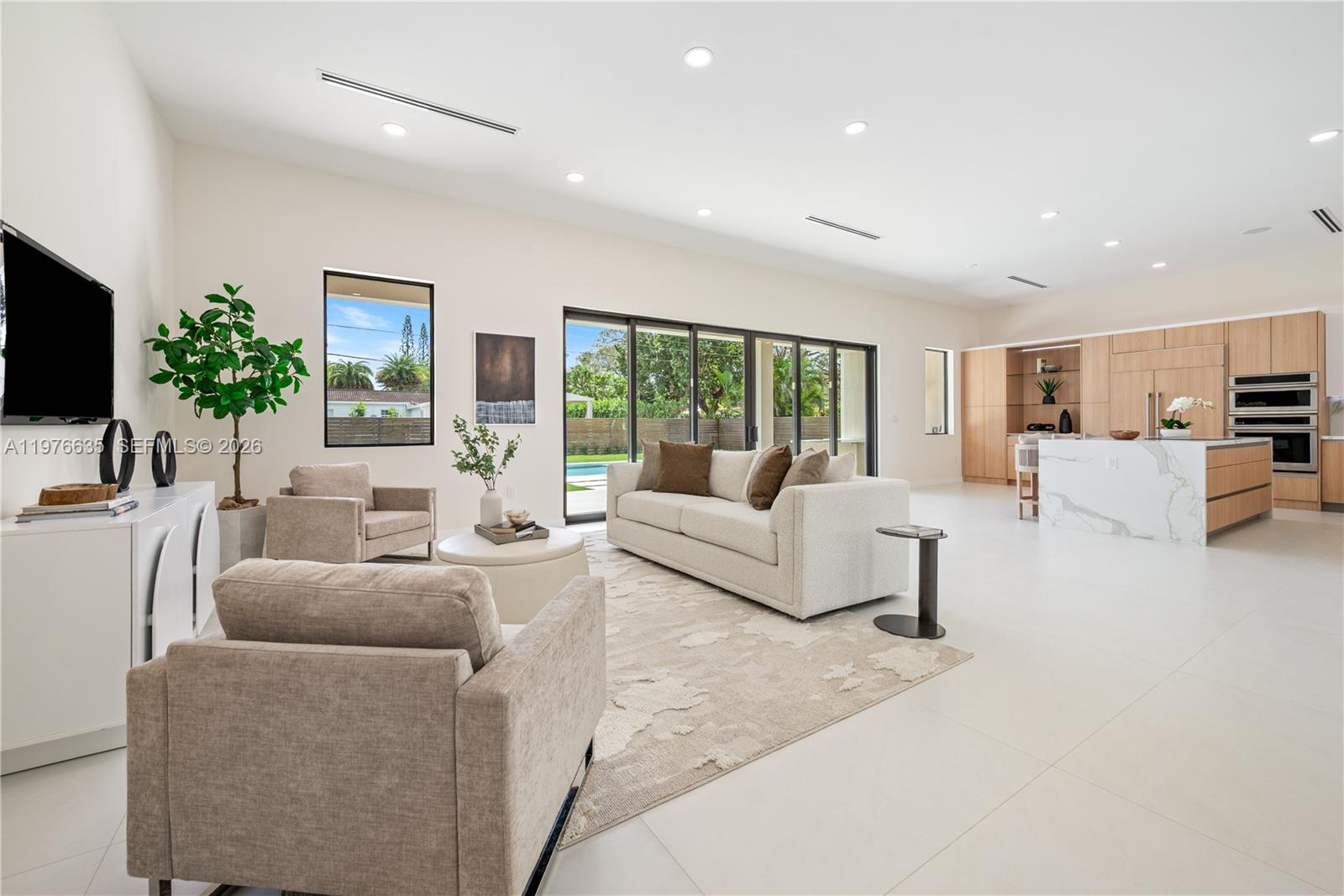 6990 SW 58th St Miami, FL 33143