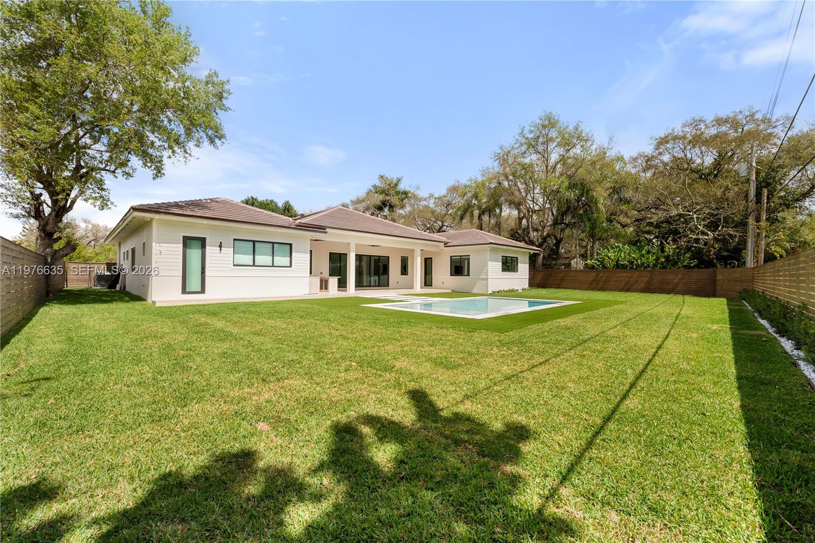 6990 SW 58th St Miami, FL 33143