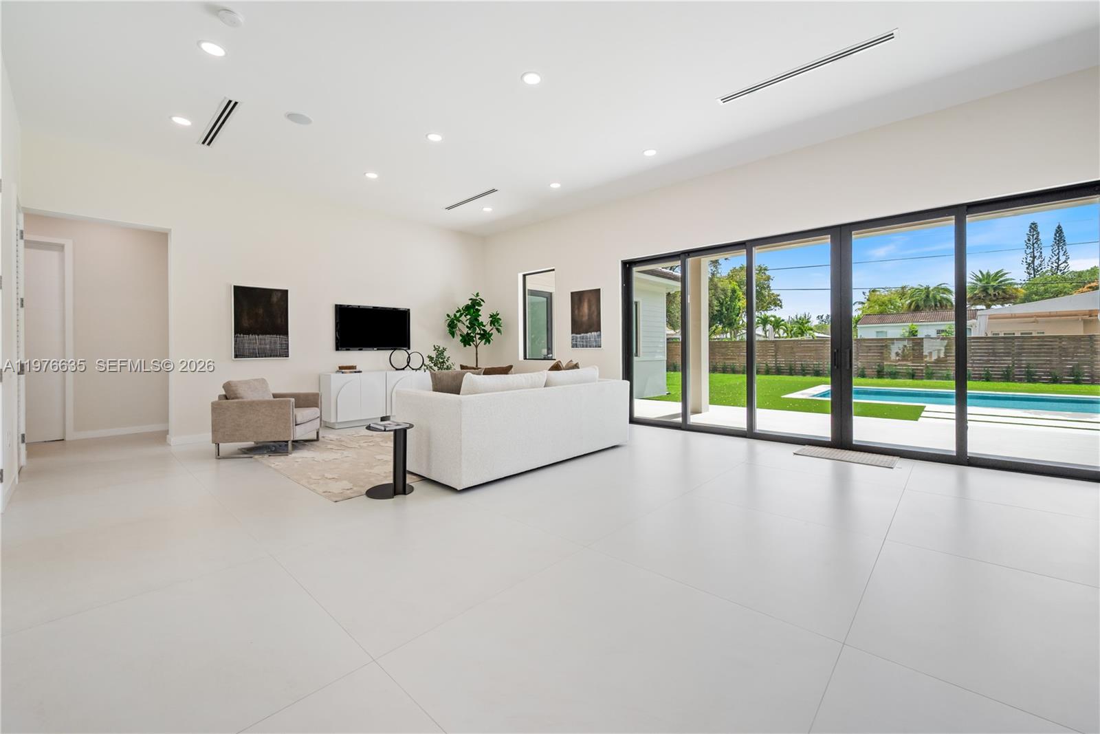 6990 SW 58th St Miami, FL 33143