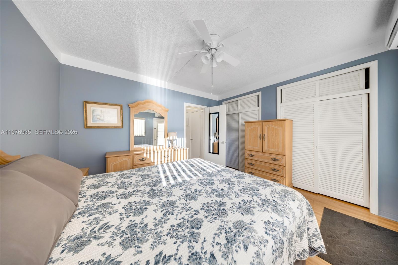 900 SW 10th Ter #8S Hallandale Beach, FL 33009