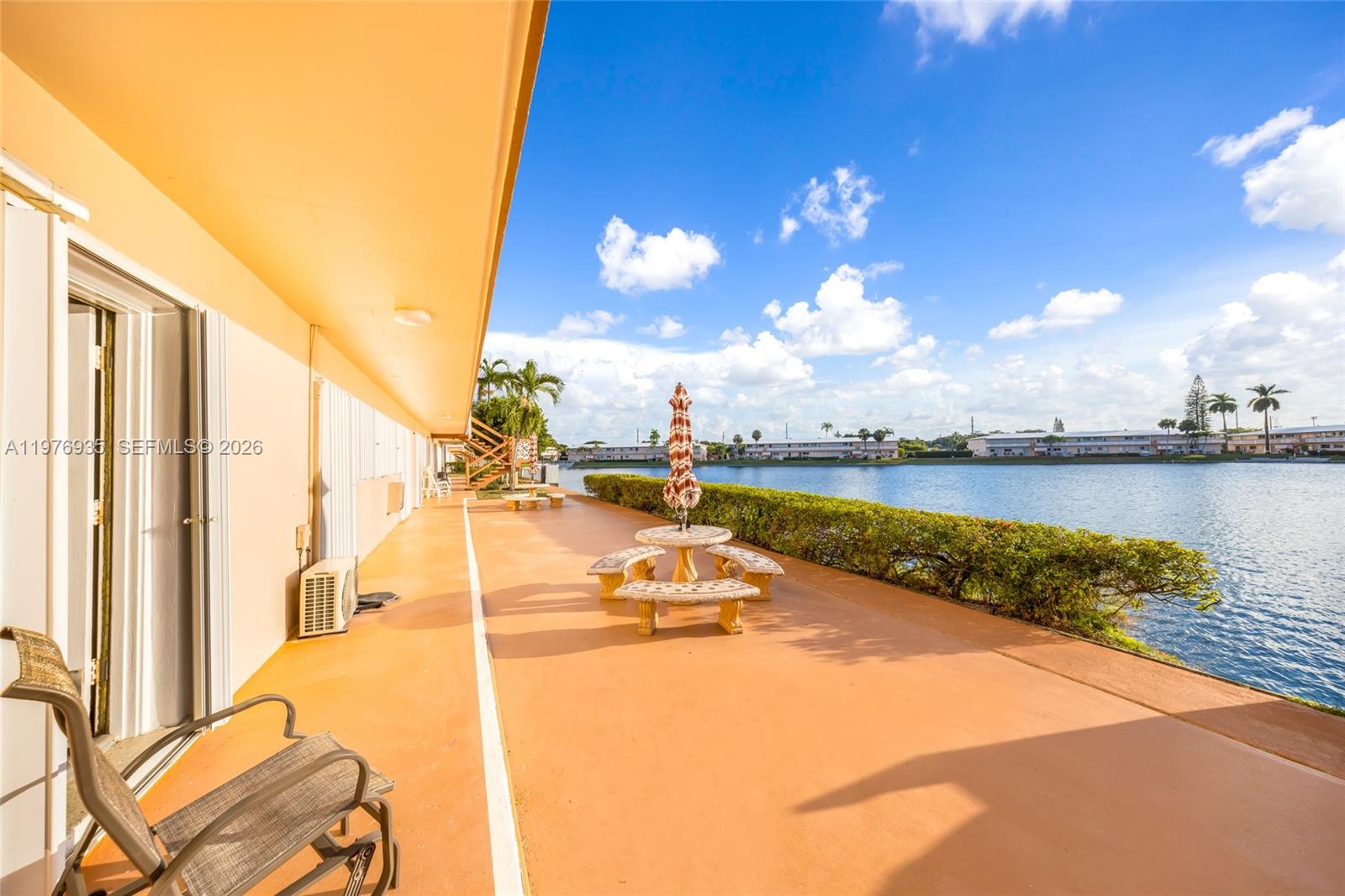 900 SW 10th Ter #8S Hallandale Beach, FL 33009