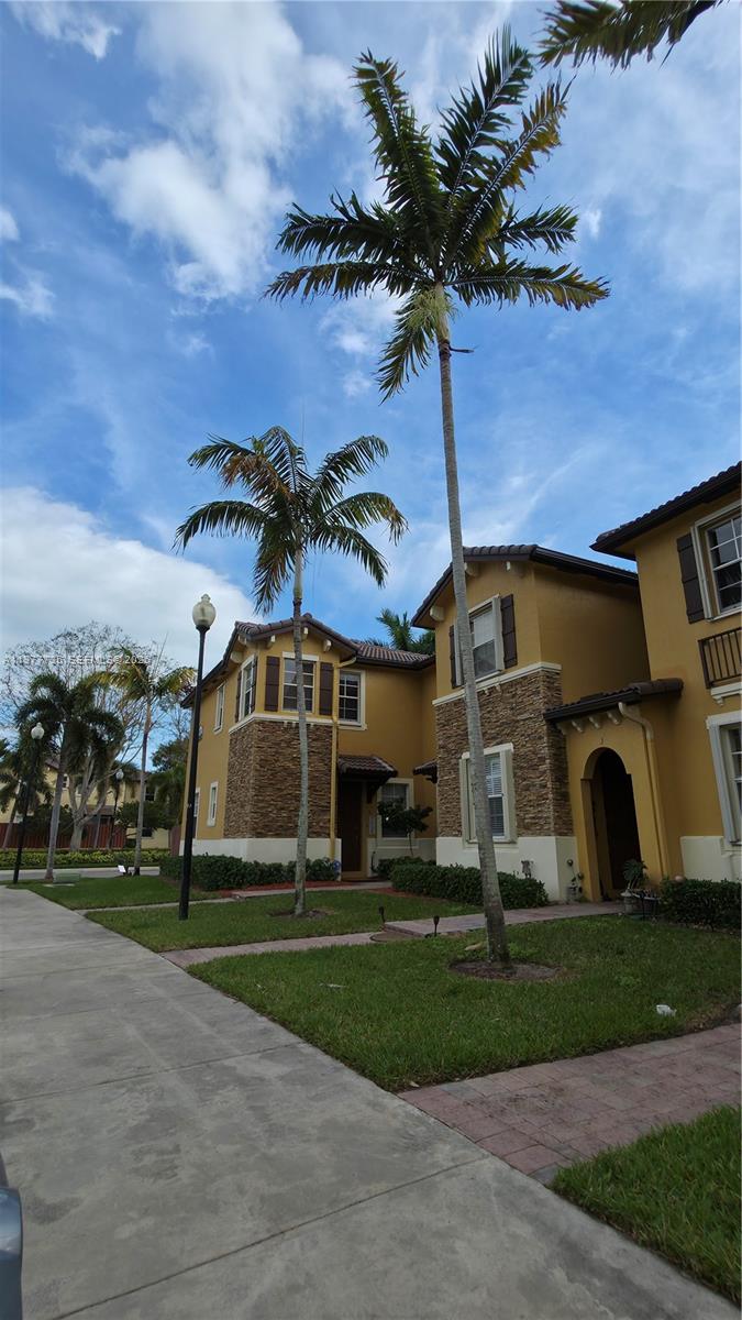 9207 SW 227th St #3 Cutler Bay, FL 33190