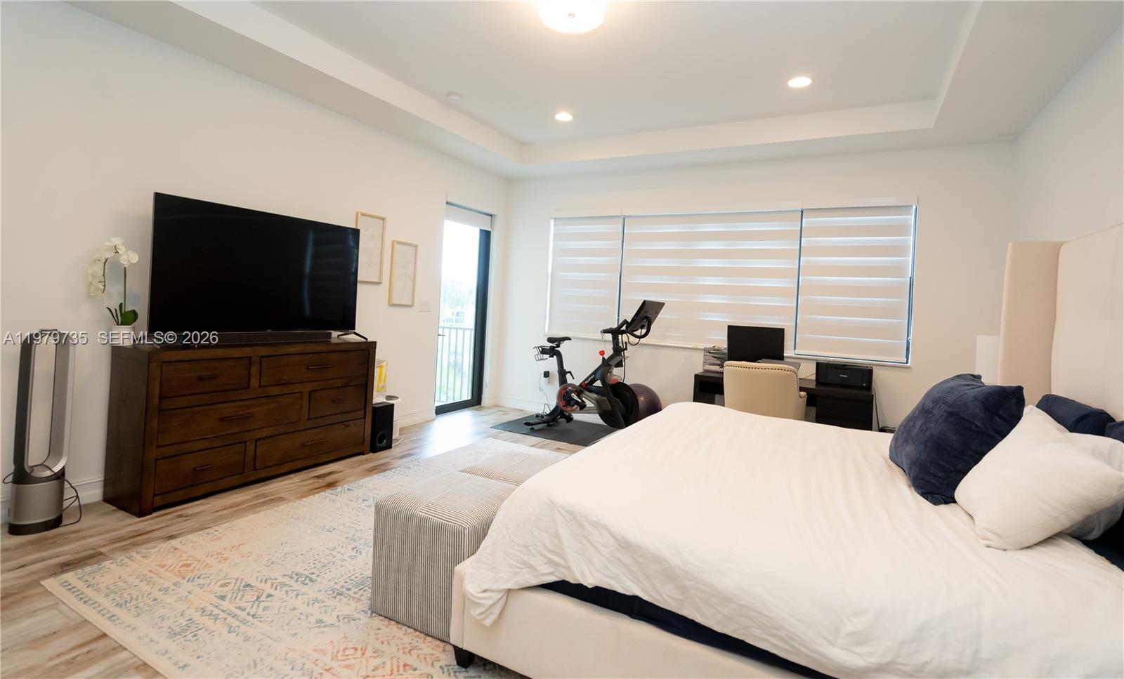 11826 SW 13th Ct Pembroke Pines, FL 33025