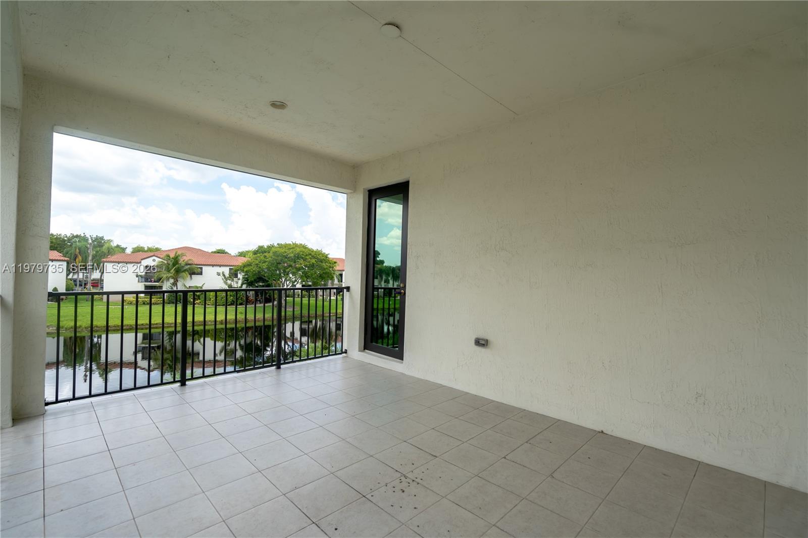 11826 SW 13th Ct Pembroke Pines, FL 33025