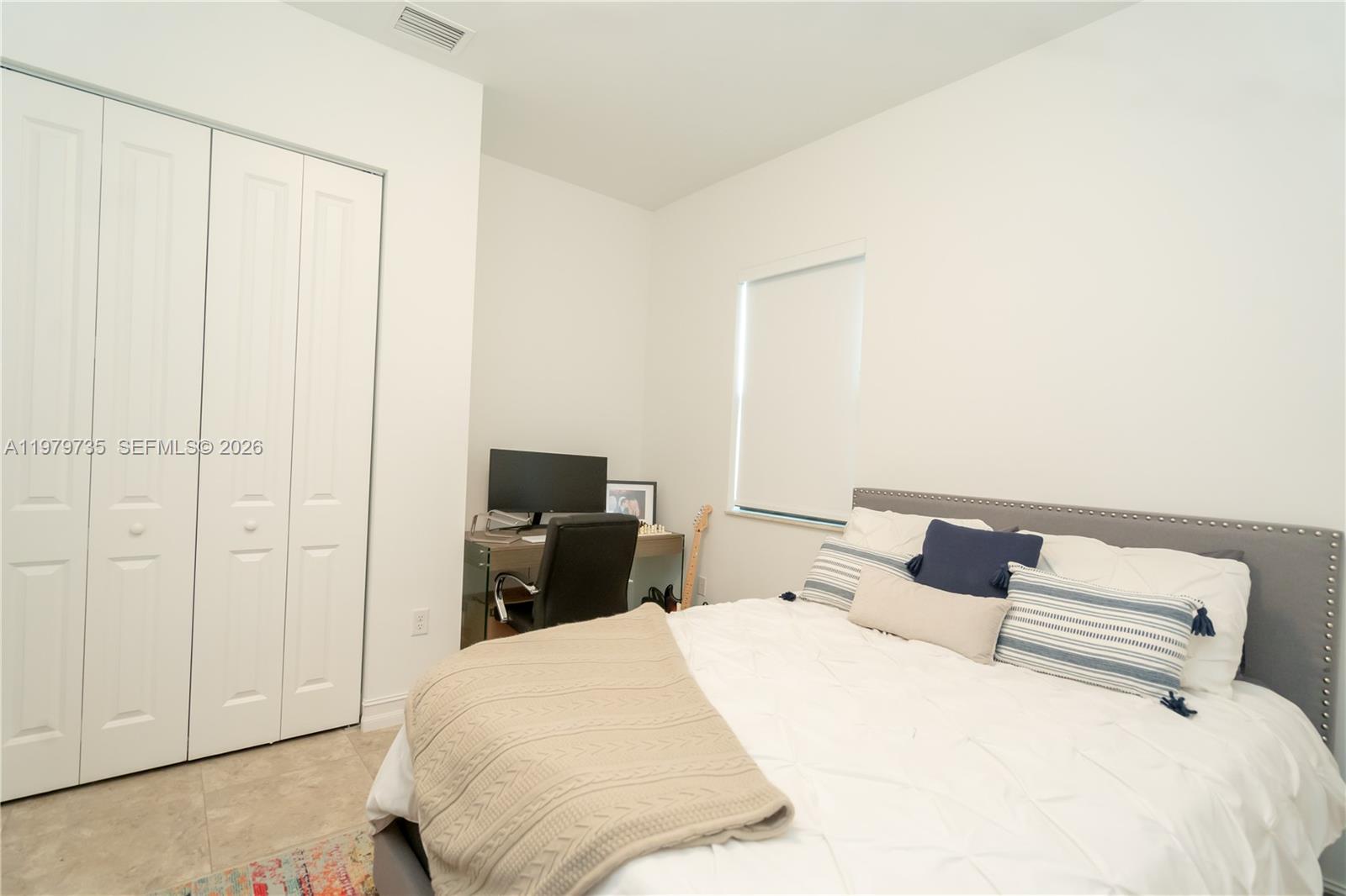 11826 SW 13th Ct Pembroke Pines, FL 33025