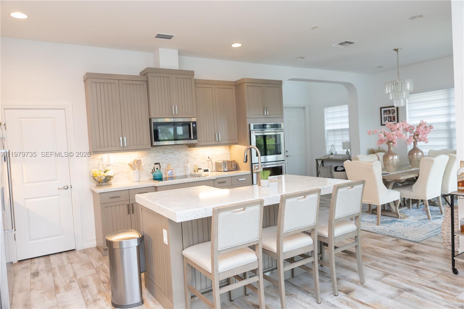 11826 SW 13th Ct Pembroke Pines, FL 33025