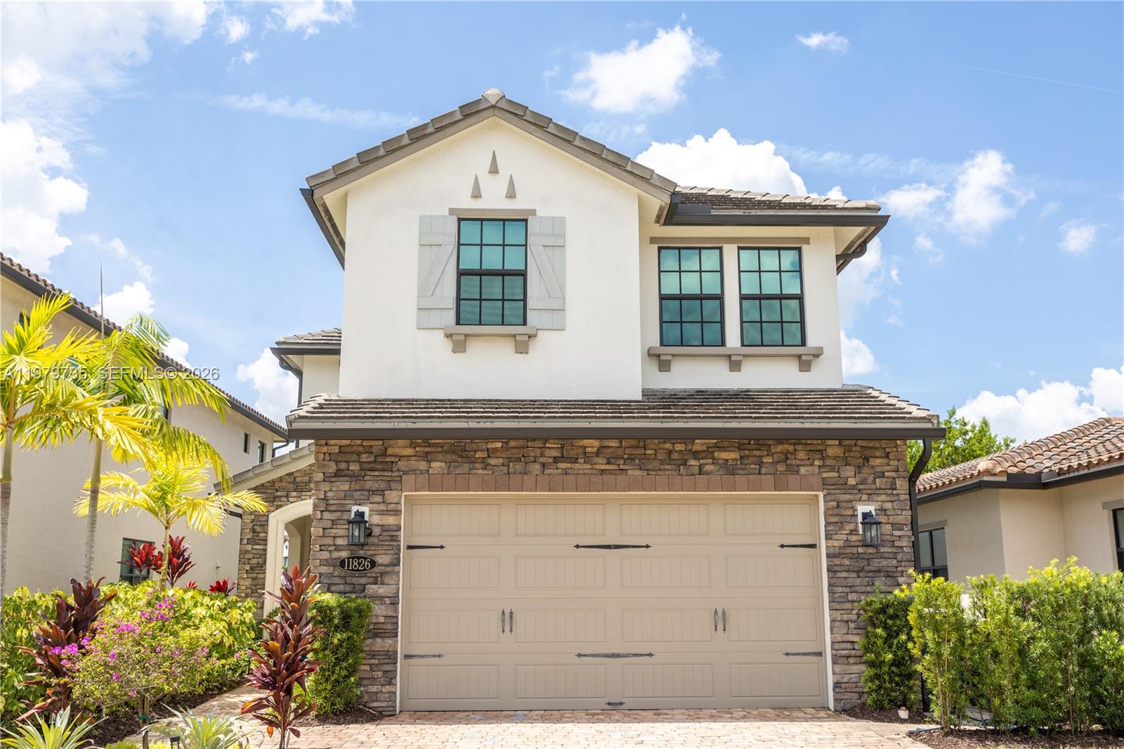 11826 SW 13th Ct Pembroke Pines, FL 33025