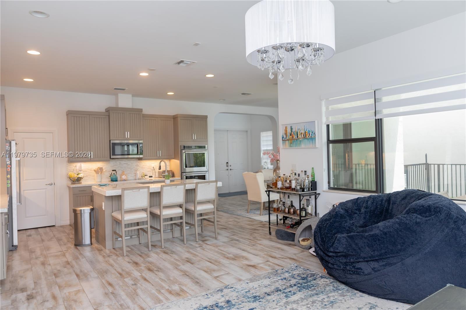 11826 SW 13th Ct Pembroke Pines, FL 33025