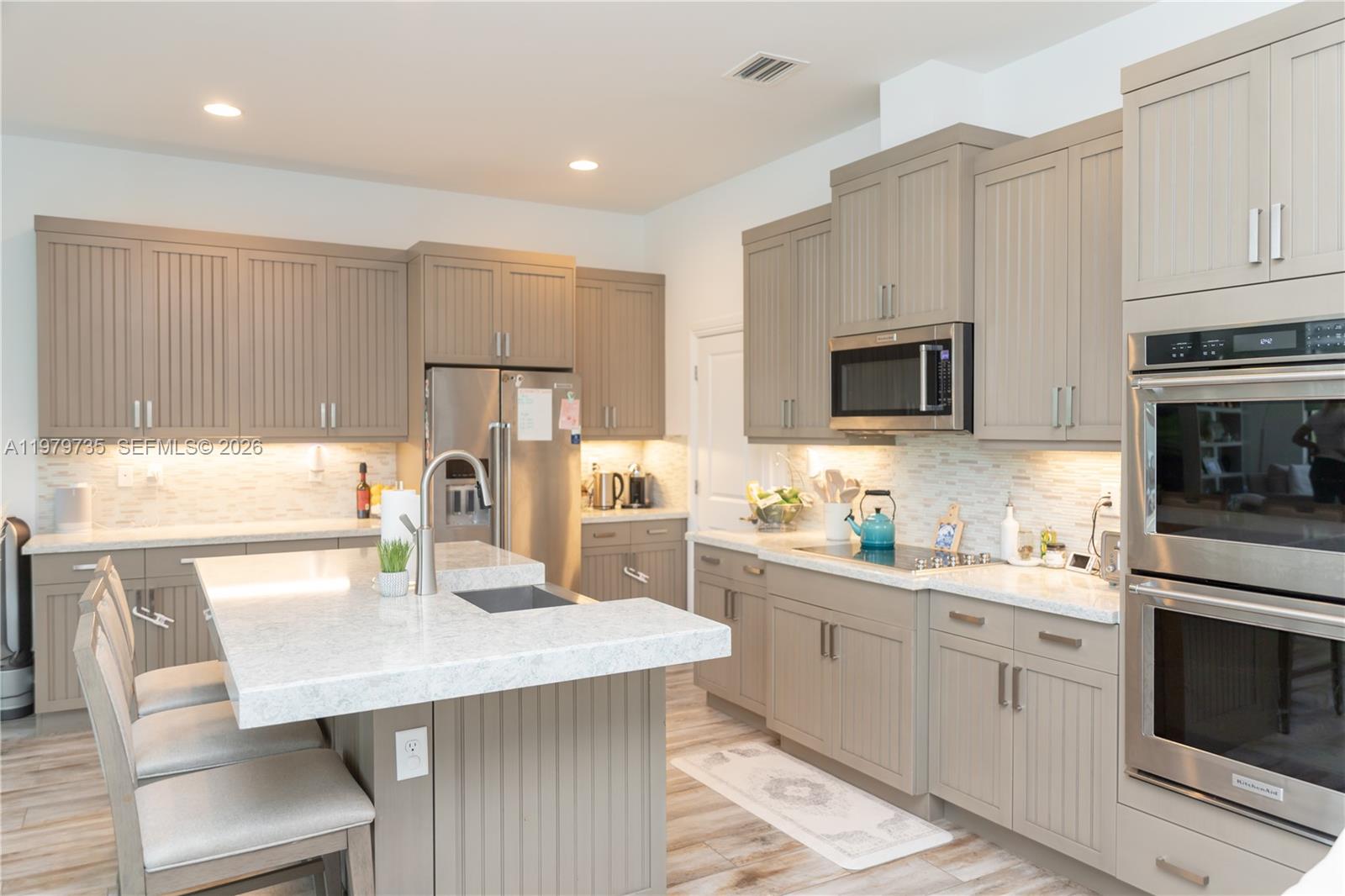 11826 SW 13th Ct Pembroke Pines, FL 33025