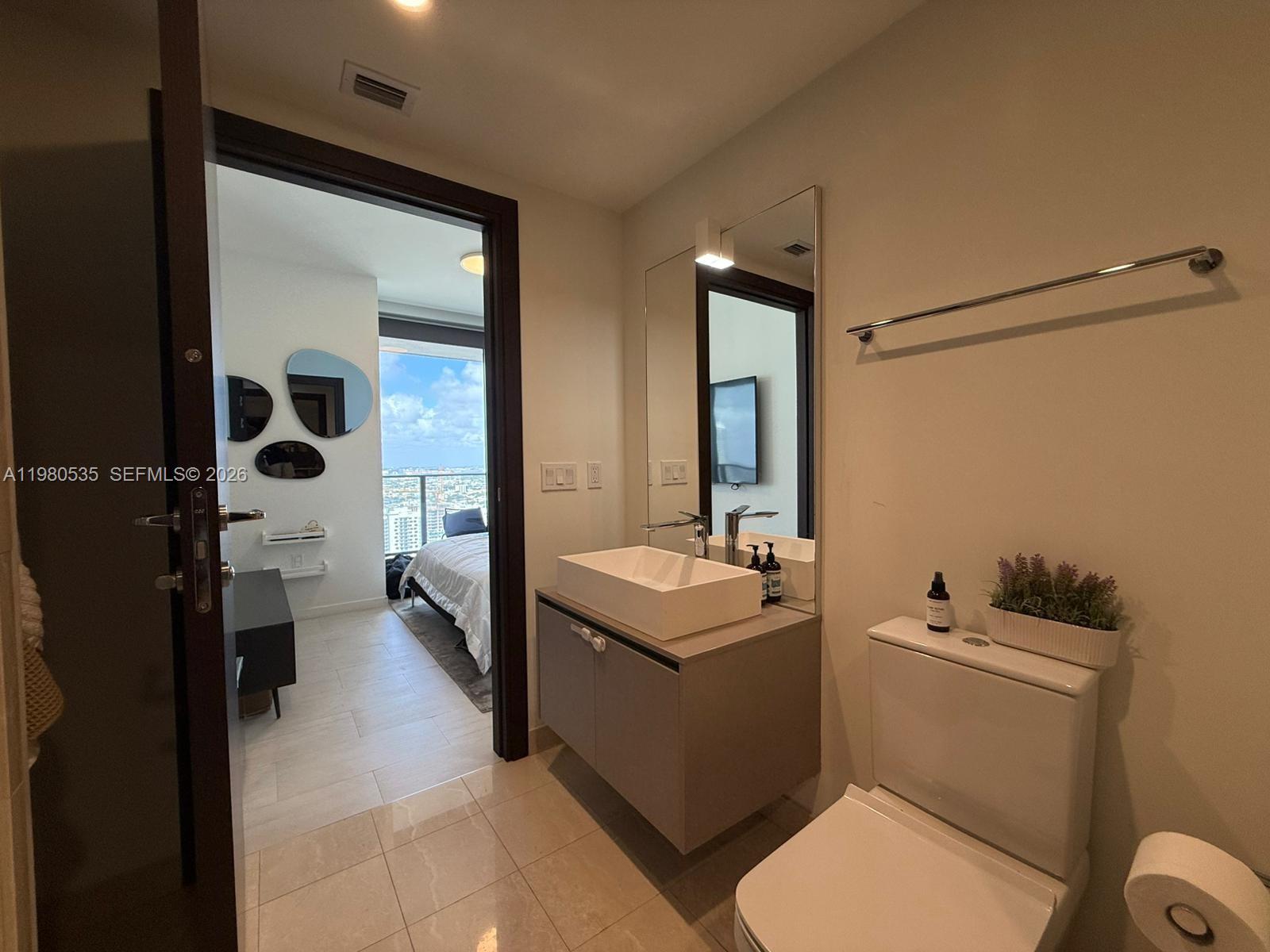 1000 Brickell Plz #4506 Miami, FL 33131