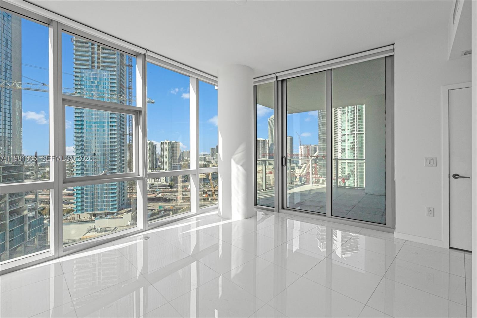 851 NE 1st Ave #2200 Miami, FL 33132