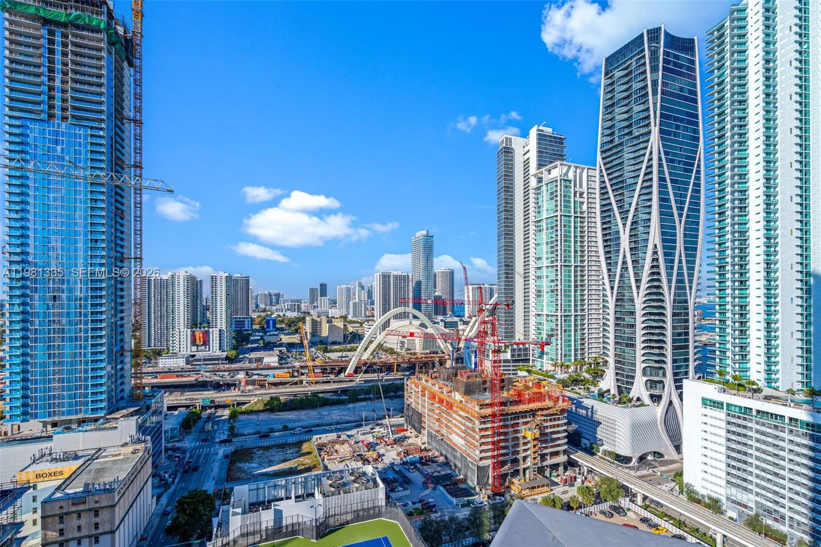 851 NE 1st Ave #2200 Miami, FL 33132