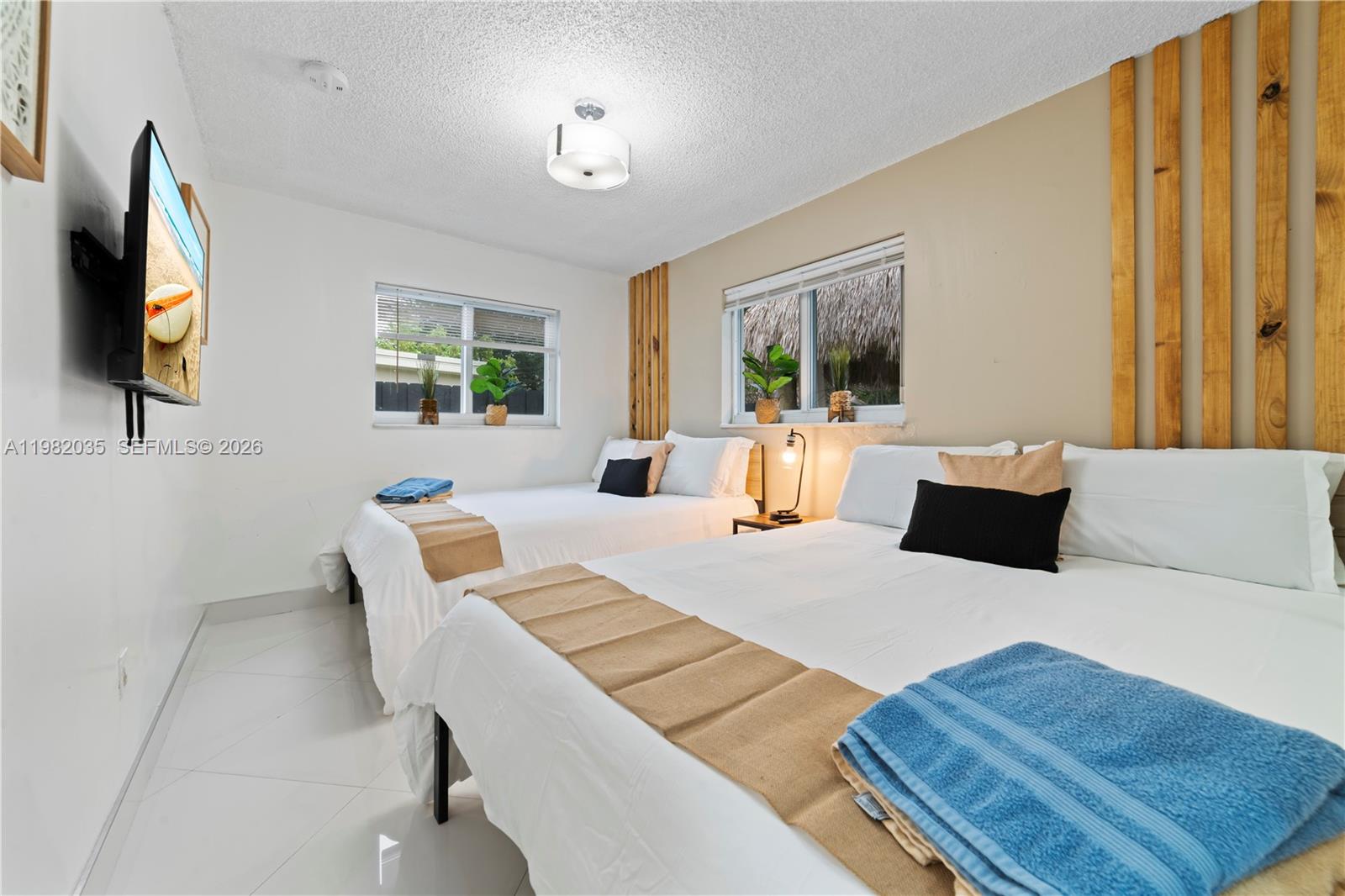 19440 NE 18th Pl Miami, FL 33179