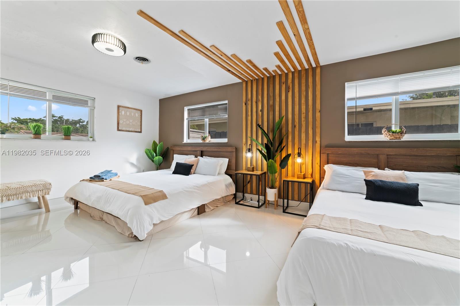 19440 NE 18th Pl Miami, FL 33179