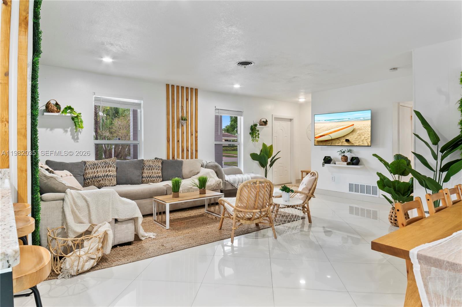 19440 NE 18th Pl Miami, FL 33179