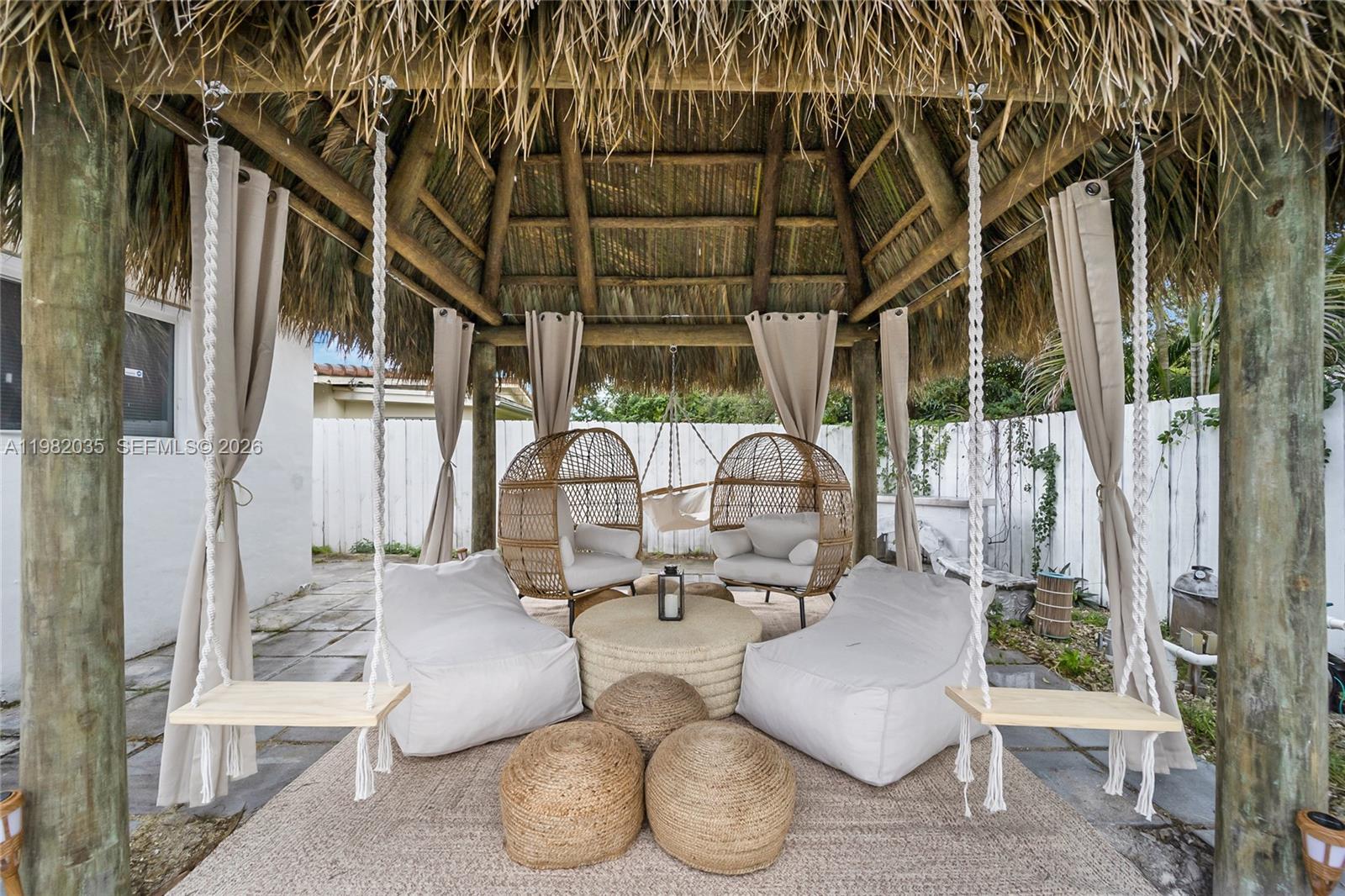 19440 NE 18th Pl Miami, FL 33179