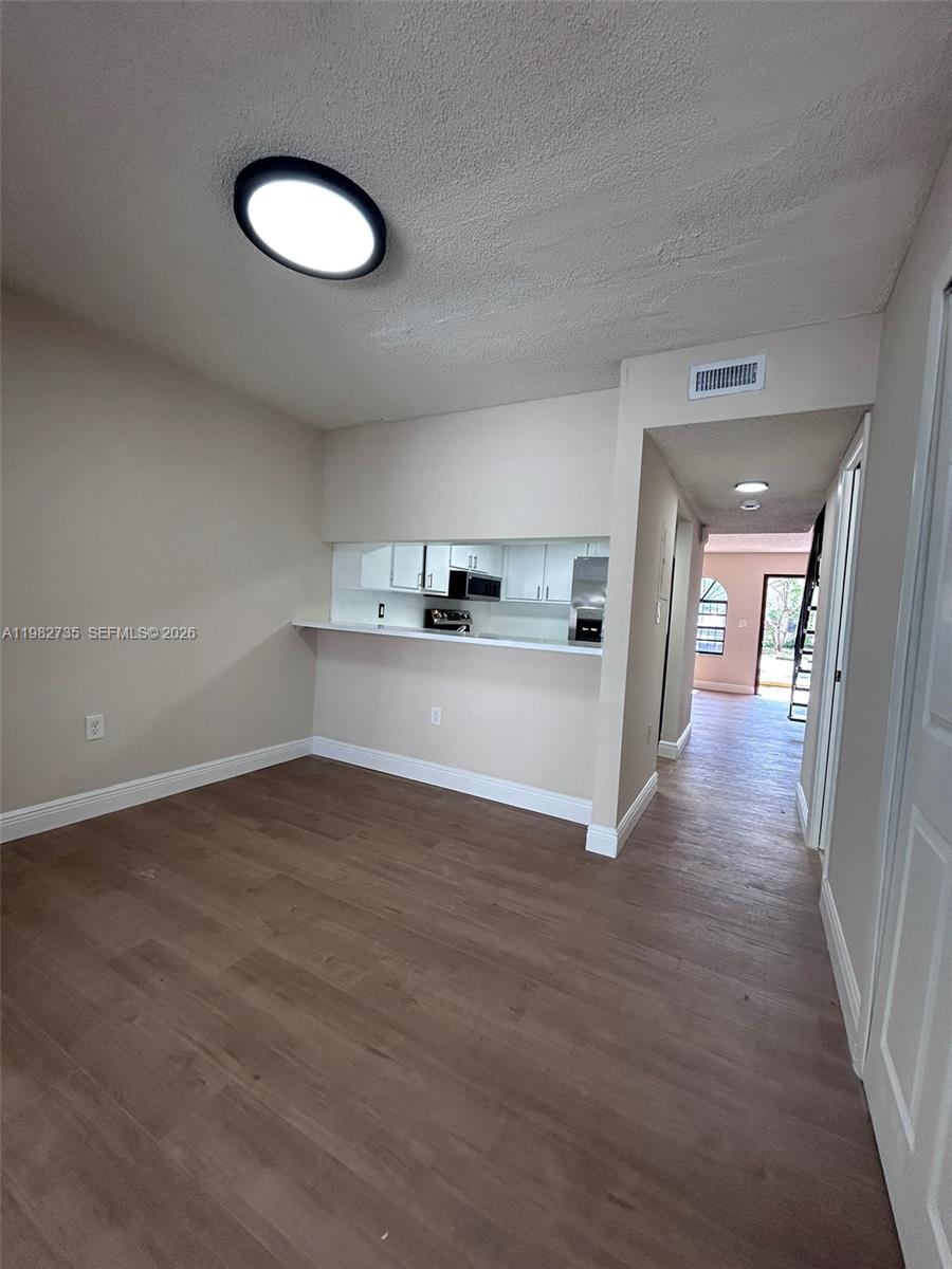 1072 W 79th St #32 Hialeah, FL 33014