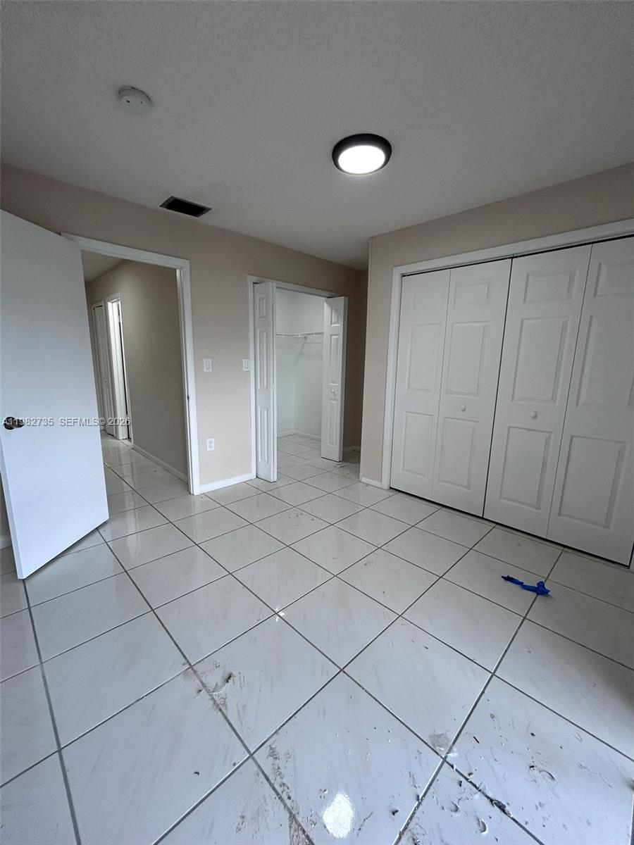 1072 W 79th St #32 Hialeah, FL 33014