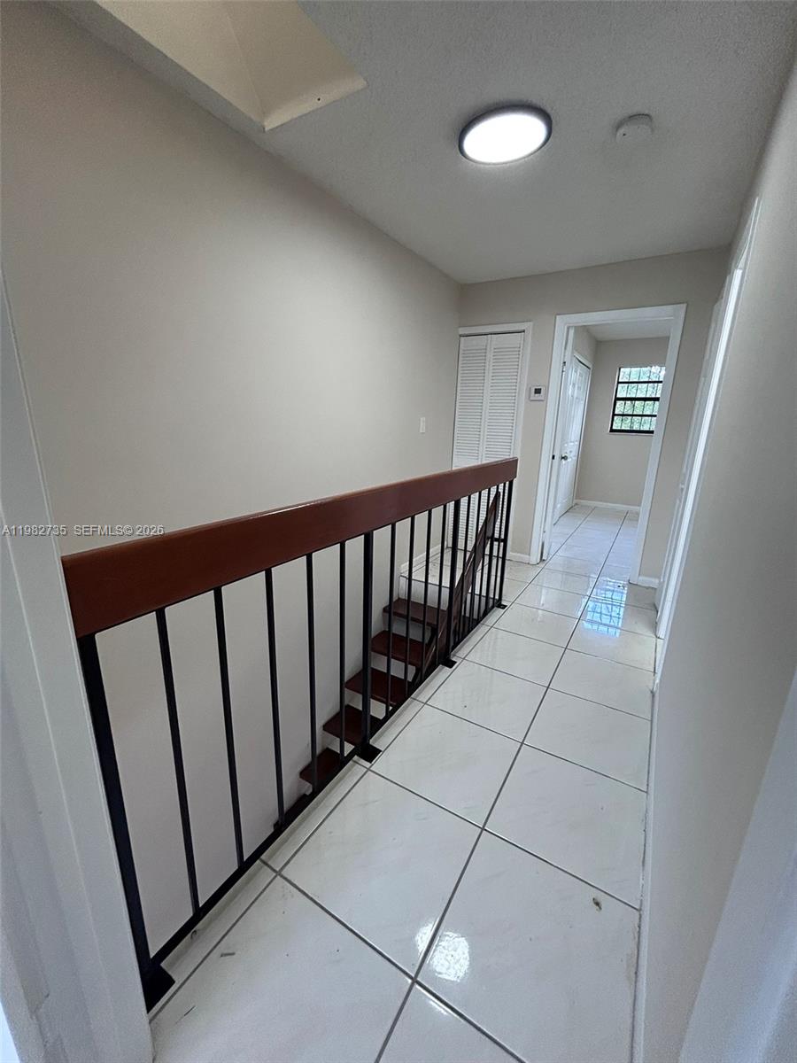1072 W 79th St #32 Hialeah, FL 33014