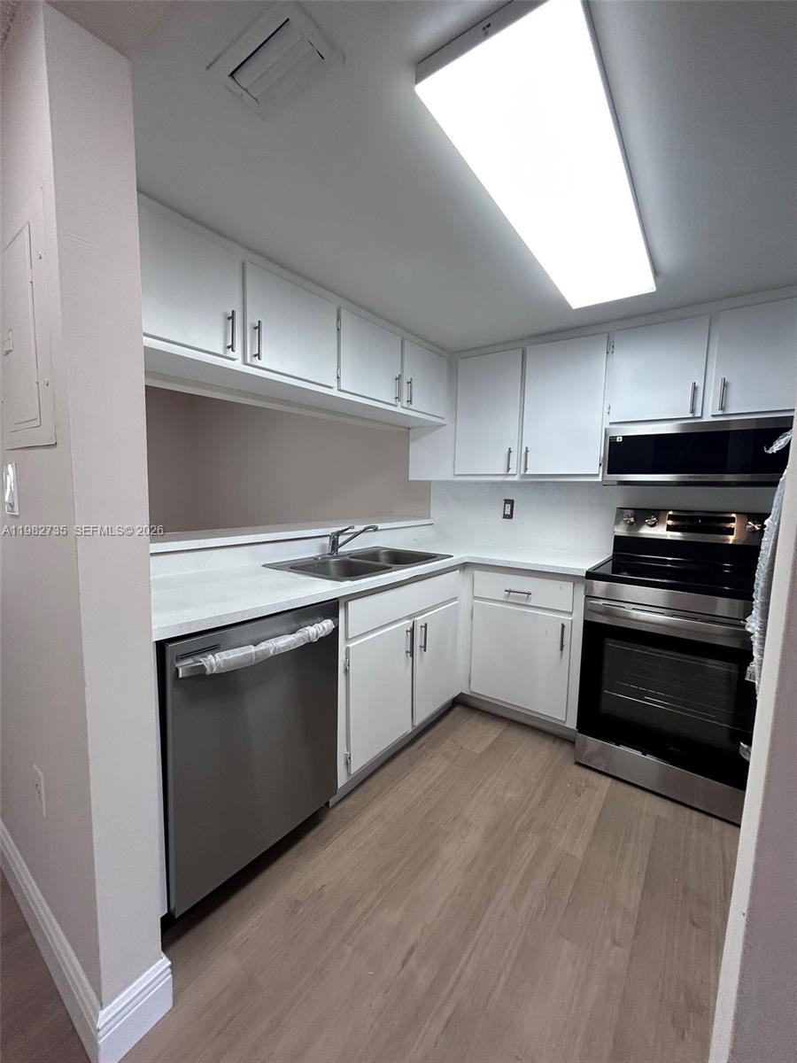 1072 W 79th St #32 Hialeah, FL 33014