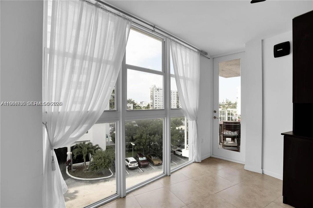 1228 West Ave #308 Miami Beach, FL 33139