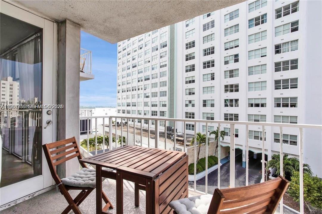 1228 West Ave #308 Miami Beach, FL 33139