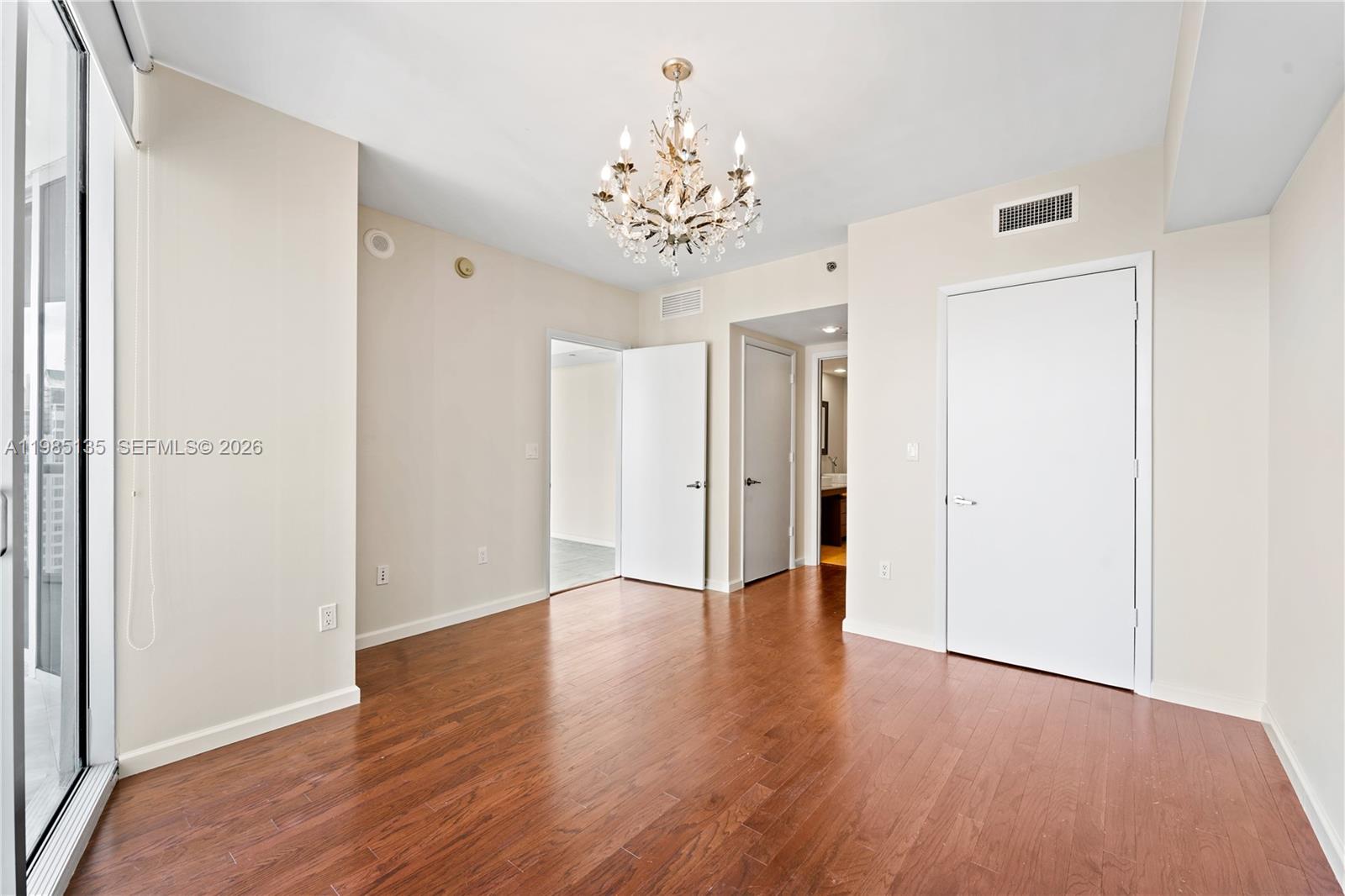 image Icon Brickell II10