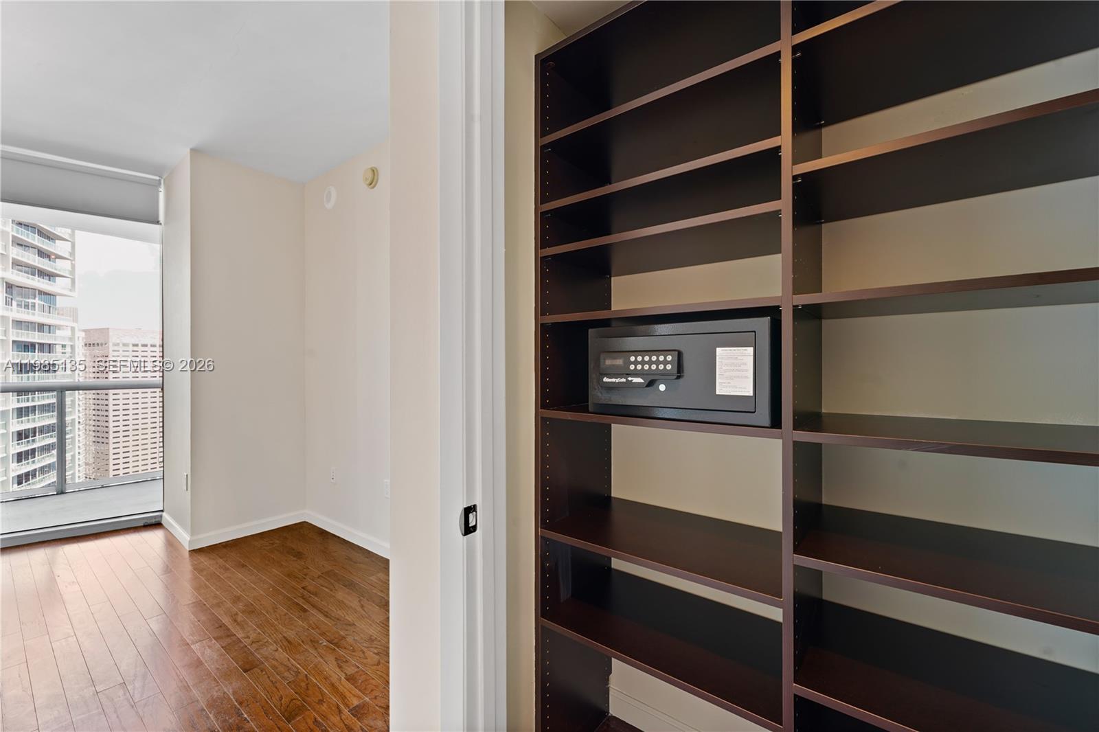 image Icon Brickell II12