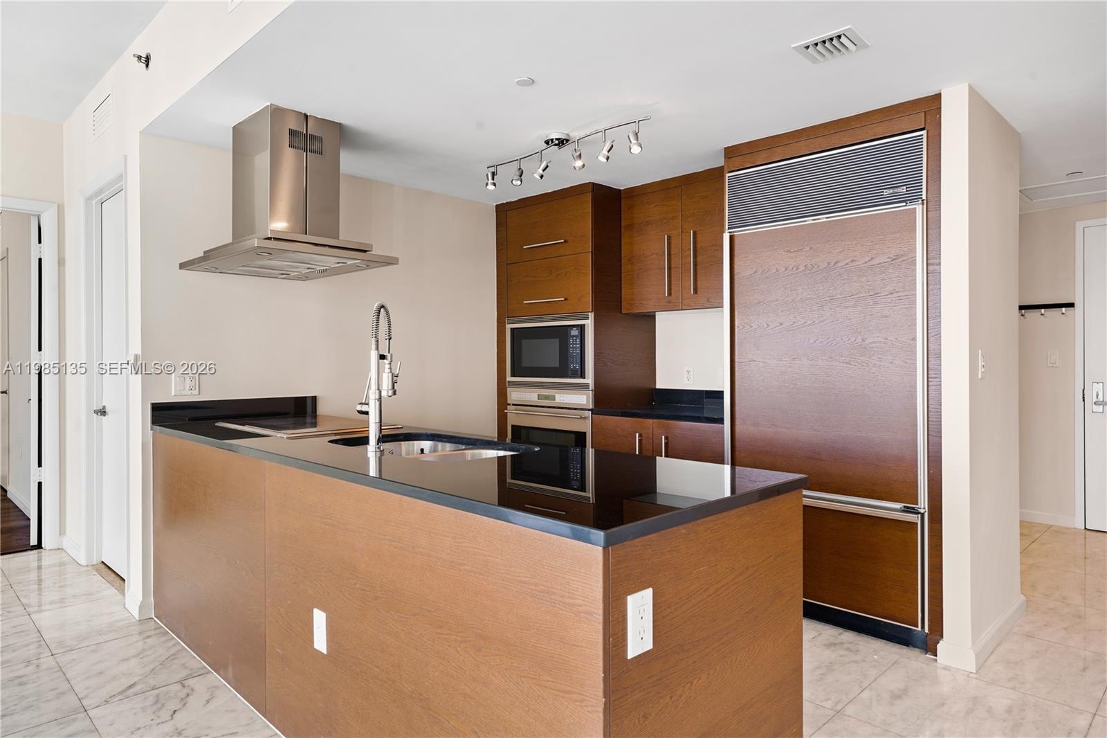 image Icon Brickell II4