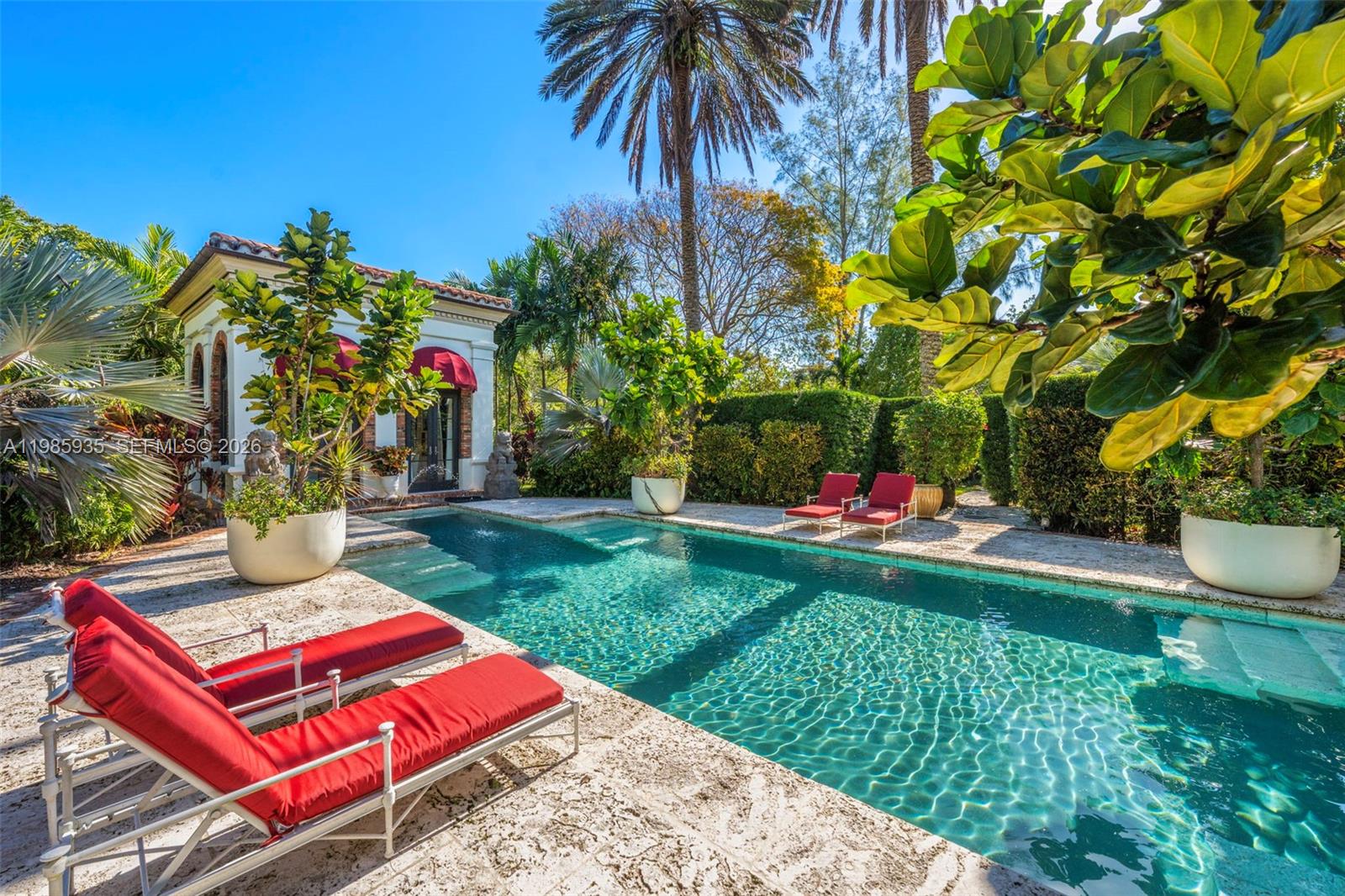 9401 Journeys End Rd Coral Gables, FL 33156