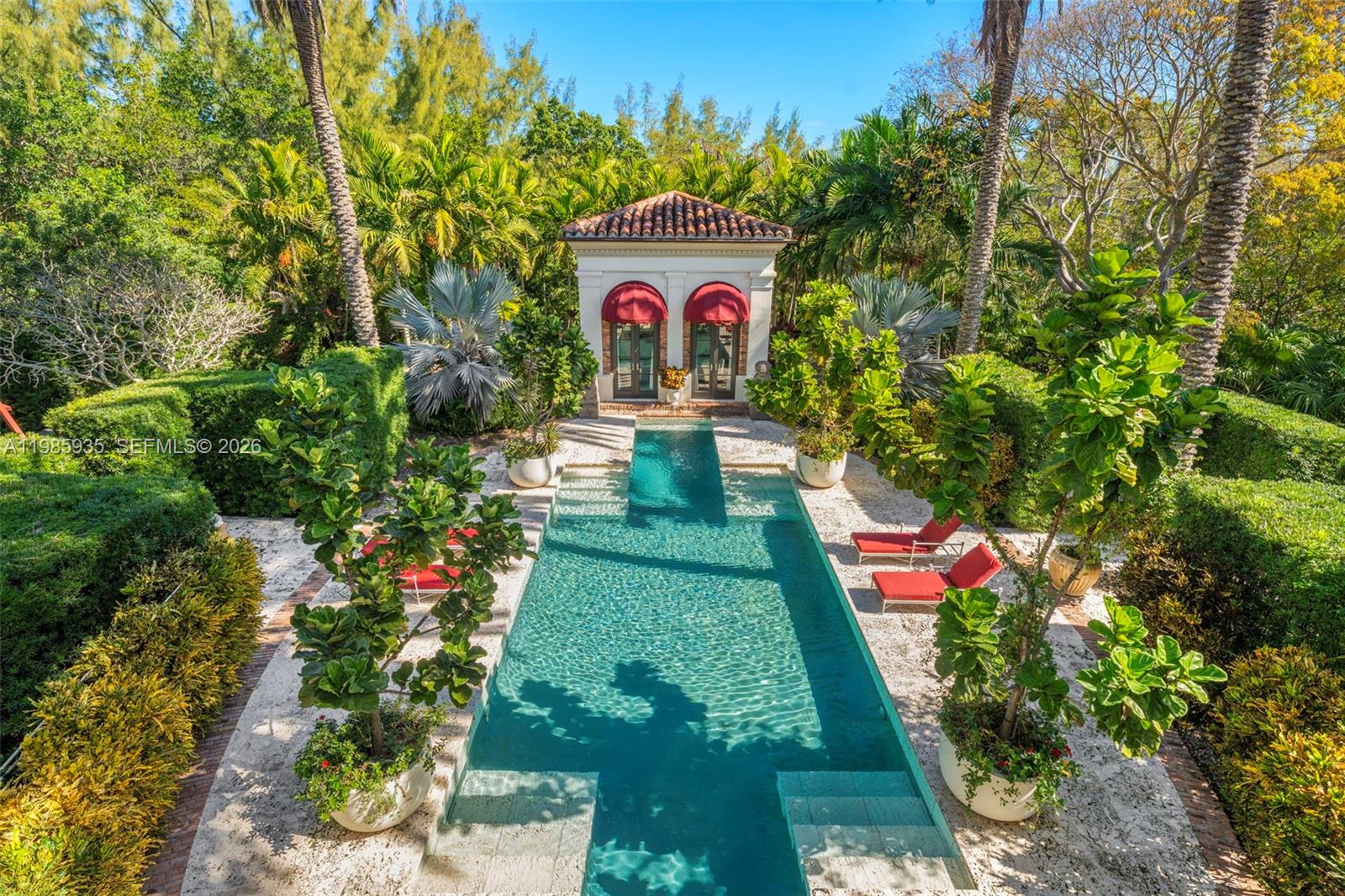 9401 Journeys End Rd Coral Gables, FL 33156