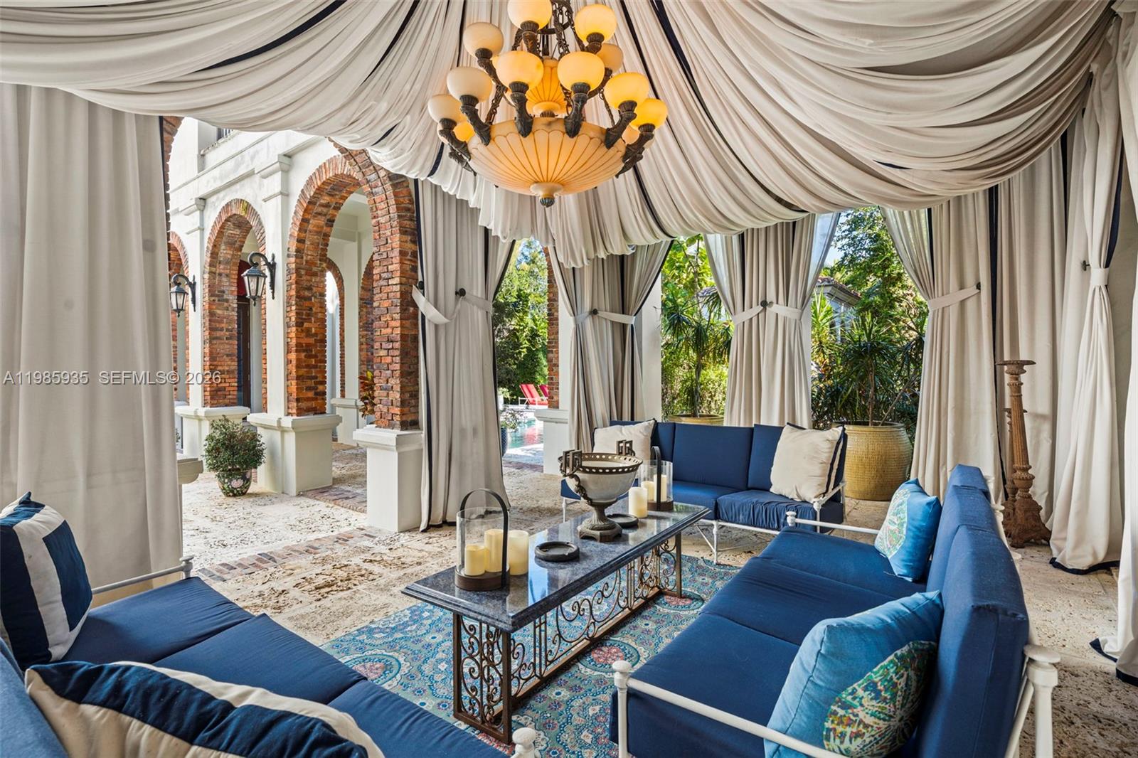 9401 Journeys End Rd Coral Gables, FL 33156