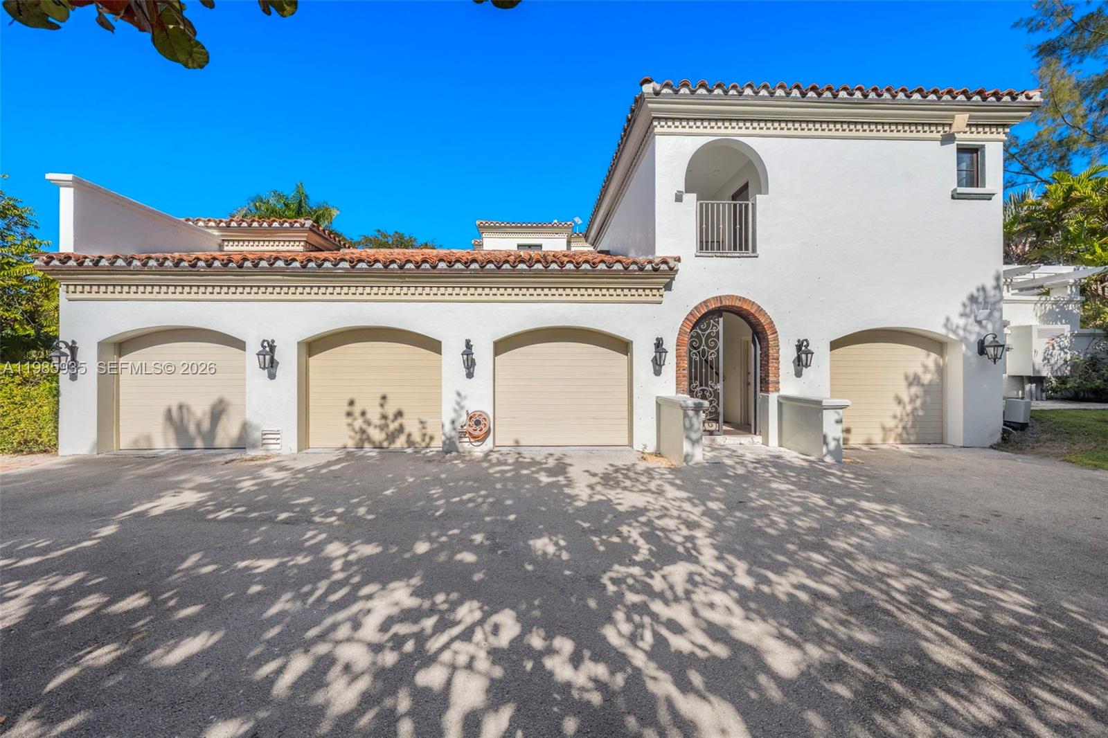 9401 Journeys End Rd Coral Gables, FL 33156