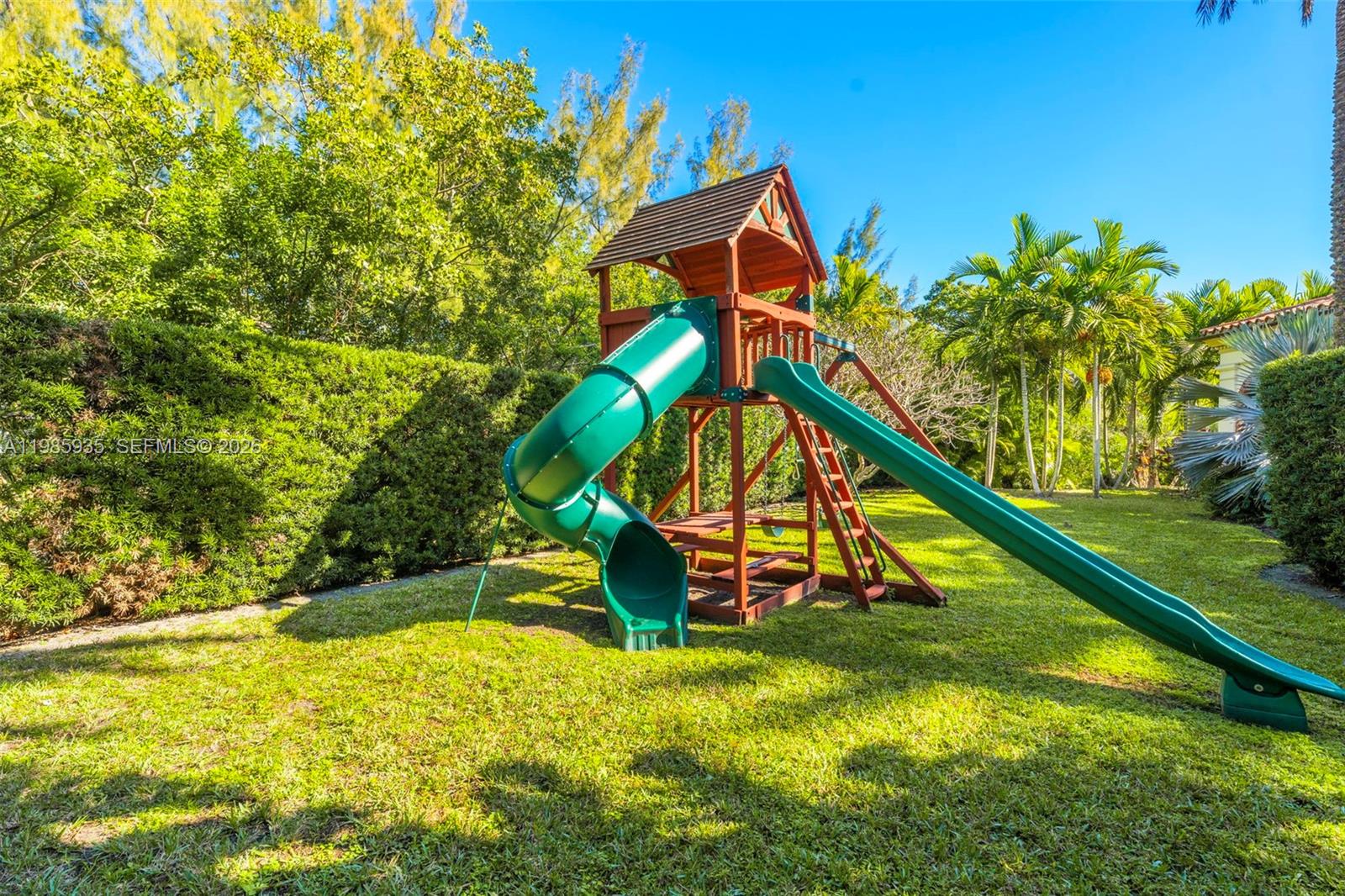 9401 Journeys End Rd Coral Gables, FL 33156