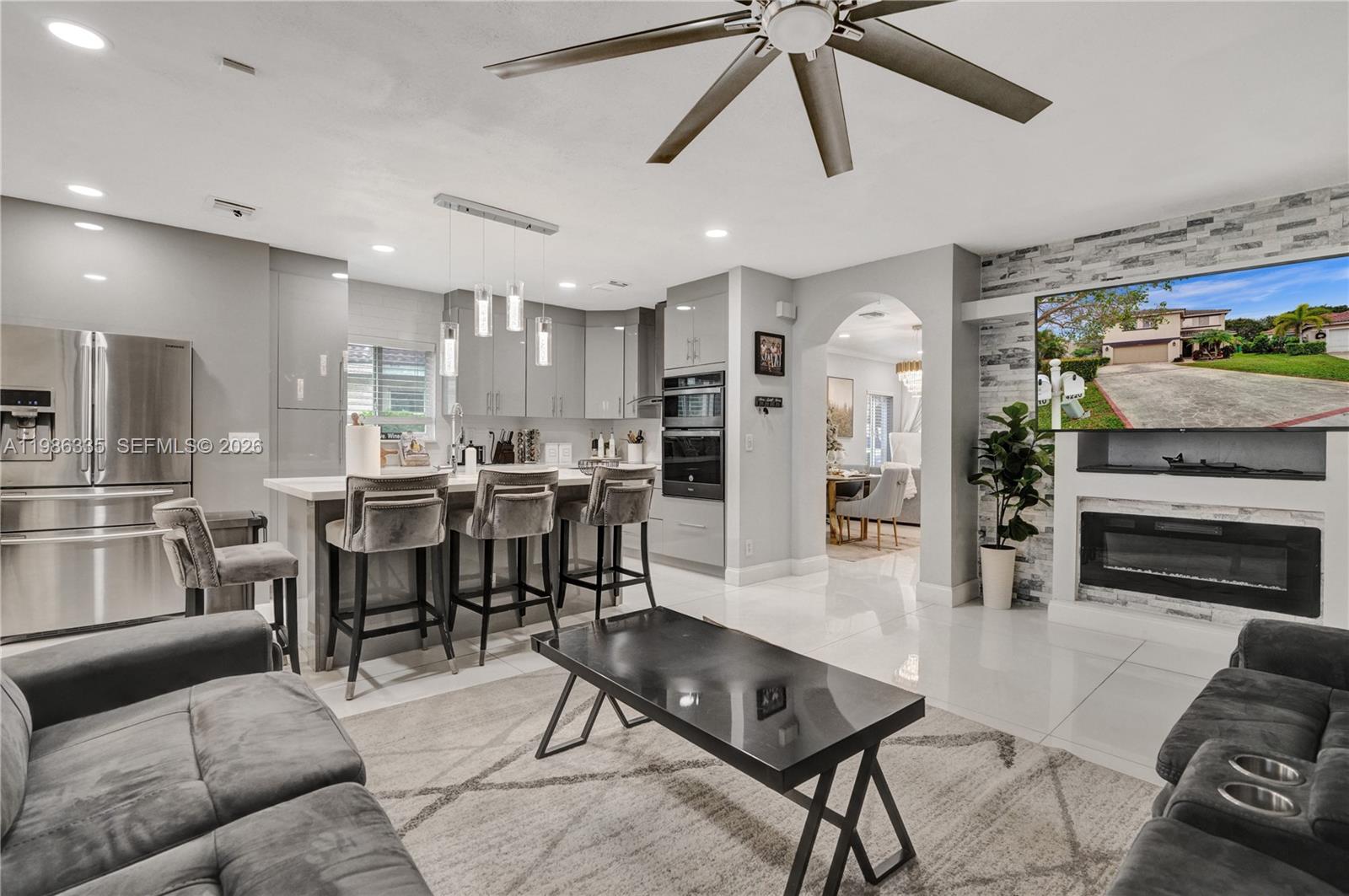 4220 NW 62nd Ct Coconut Creek, FL 33073